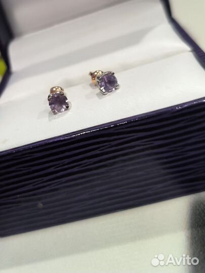 Золотые серьги пуссеты с аметистом 585