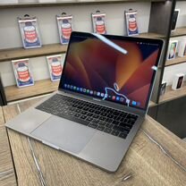 Apple MacBook pro 13 2017 8GB 128