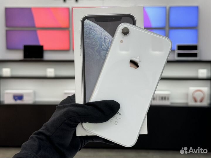 iPhone Xr, 64 ГБ