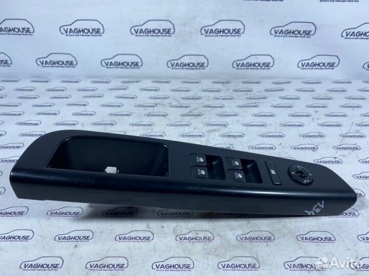 Блок управления стеклами передний левый Kia Ceed