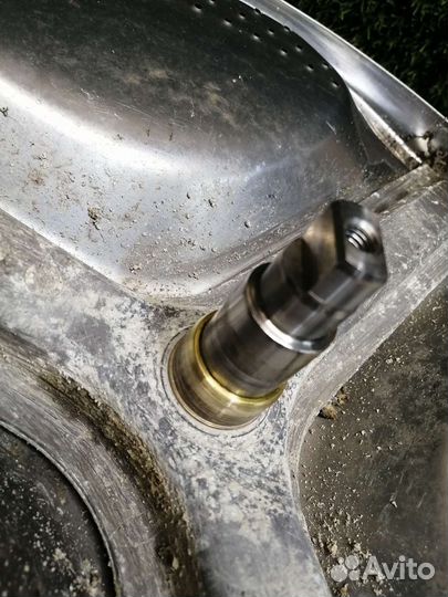 Крестовина hotpoint ariston 65mm 204,205 подшипник