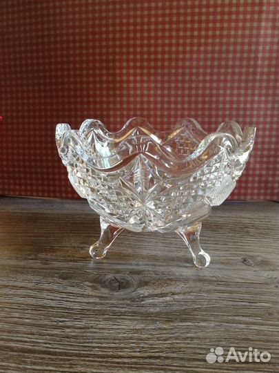 Хрустальная ваза