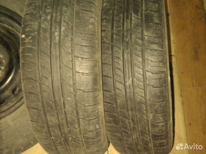 Продам колеса жигулевские и 2 покрышки летние r13