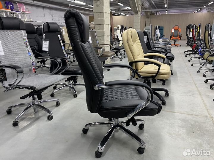 Компьютерное кресло кожа
