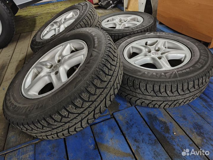 Шины и диски R-16