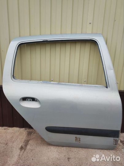 Дверь задняя правая рено симбол