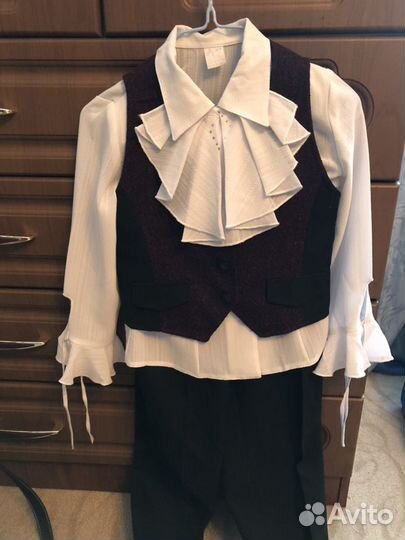 Шерстяной костюм тройка на девочку