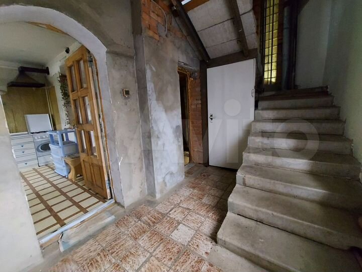 Дом 340 м² на участке 11 сот.