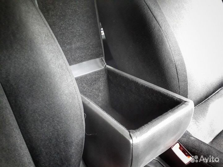 Подлокотник ArmAuto для Skoda Rapid