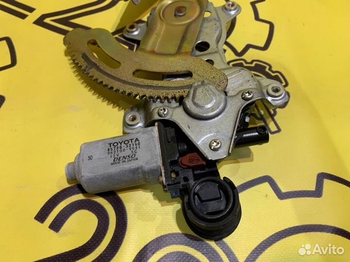 Стеклоподъемник задний левый Toyota Vista ZZV50