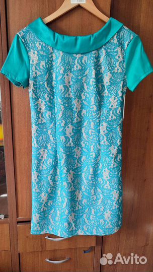 Платье нарядное 42 44