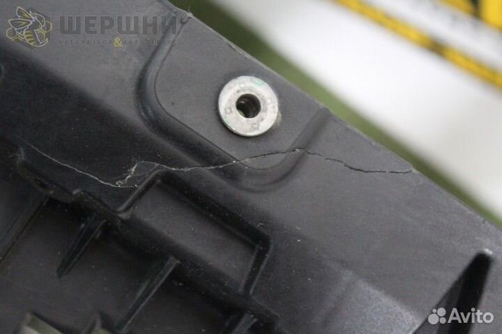 Панель передняя Volkswagen Polo 10-20 (6RU805588F