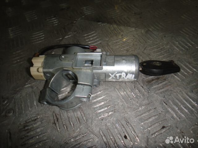 Замок зажигания X-Trail (07-14) МКПП б\у