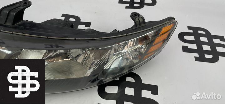 Фара левая Kia Cerato 2 (2009 - 2013) 921011M