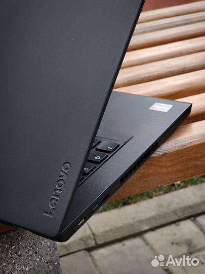 Lenovo thinkpad ryzen 3 PRO 4 ядра