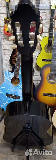 Классическая гитара 4/4 леворукая