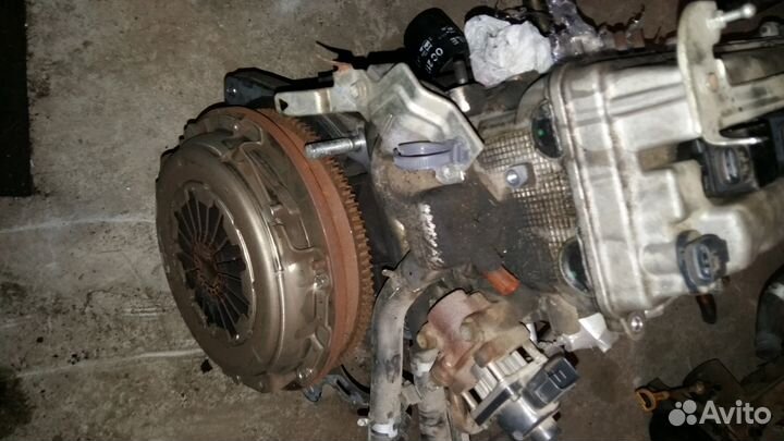 Сузуки Гранд Витара двигатель 2,0л J20A 140л.с