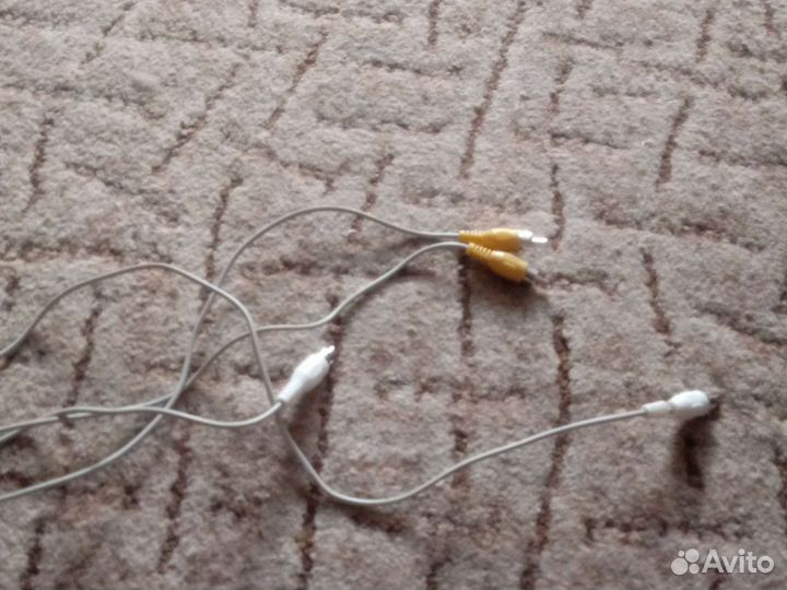 Провода от приставки,3 джойстика