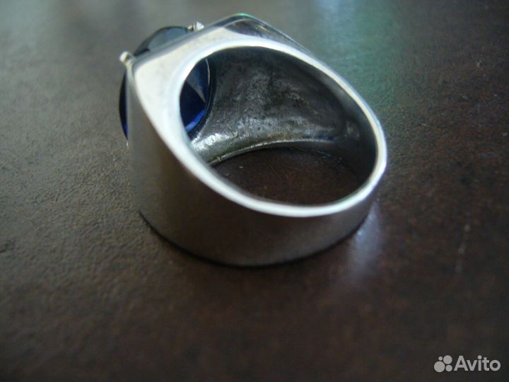 Мужской перстень с фионитом