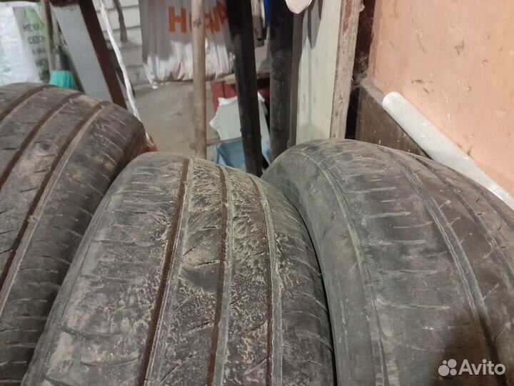 Kumho Ecowing ES01 KH27 205/60 R16 92H