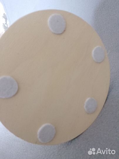 Подставка для кукол