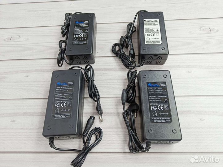 Зарядное Устройство 54,6V (48 Вольт)