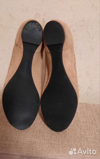 Качественная обувь 38 разм