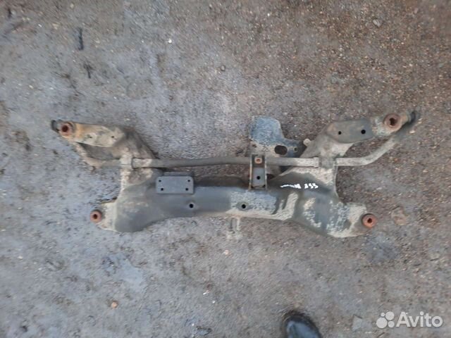 Подрамник nissan maxima a33 cefiro