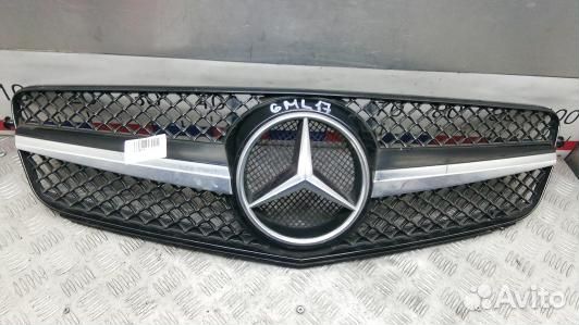 Решетка радиатора mercedes benz C-class W204 (GML1