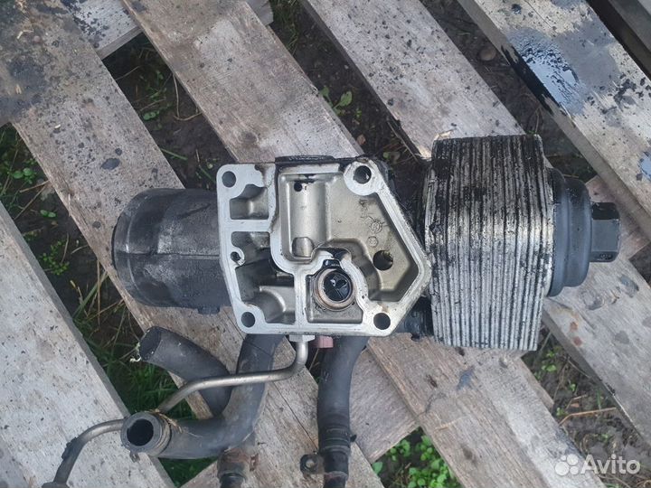 Passat B6 корпус масляного фильтра в сборе