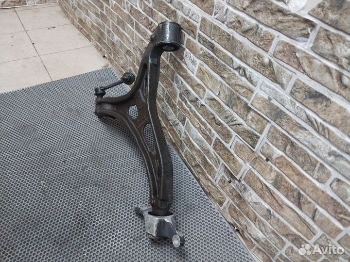 Рычаг подвески нижний передний правый Jeep Grand