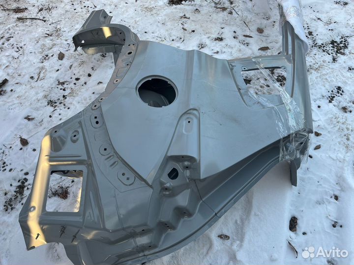 Боковина левая exeed LX