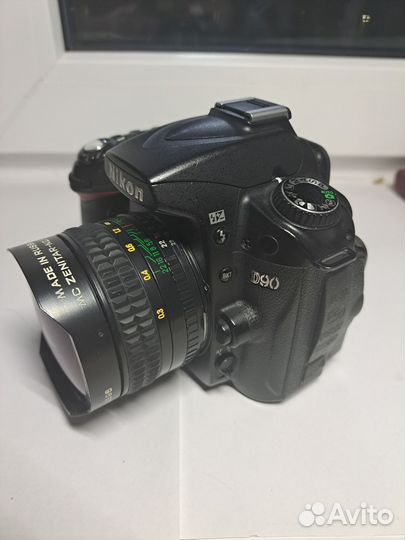Nikon D90