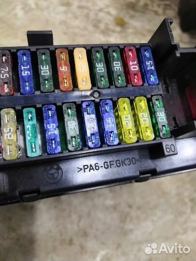 Блок предохранителей (Land Rover Range Rover)