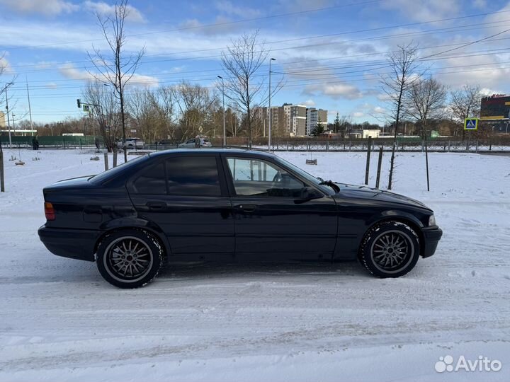 BMW 3 серия 1.8 AT, 1993, 380 000 км