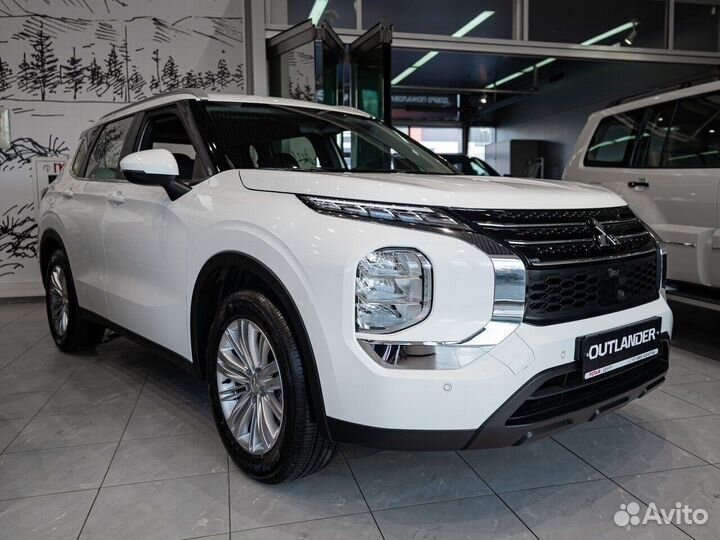 Mitsubishi Outlander 1.5 CVT, 2023