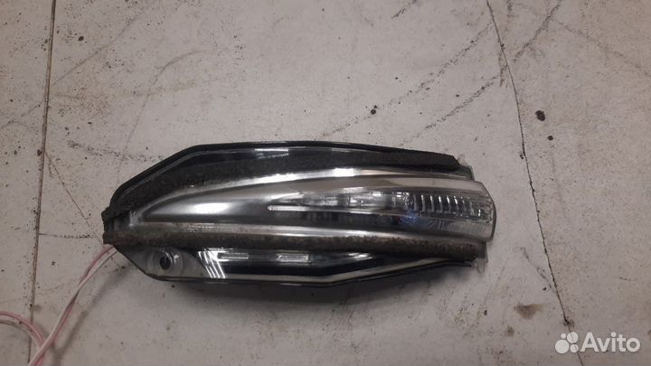 Повторитель указателя поворота в зеркало правый