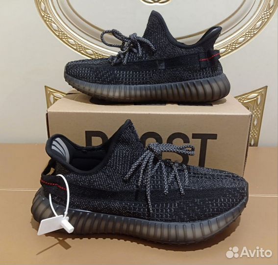 Кроссовки Adidas Yeezy boost 350 v2