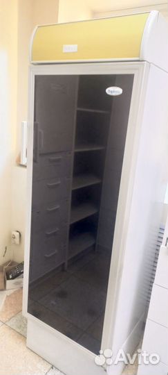 Мебель и холодильники