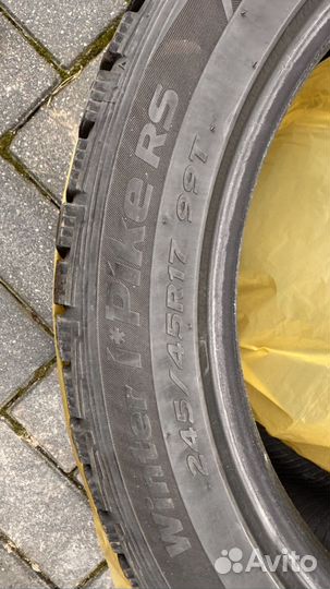 Hankook Winter I'Pike 245/45 R17 99T