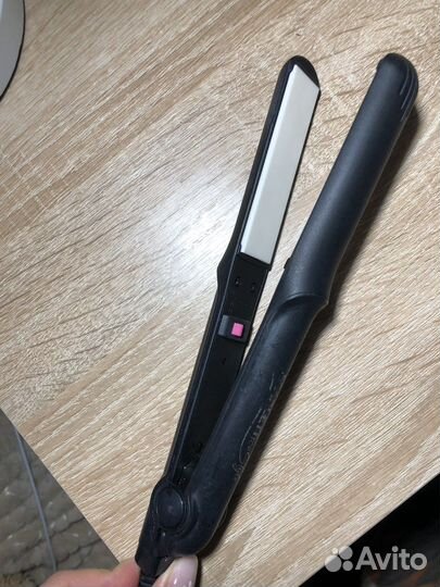 Выпрямитель для волос