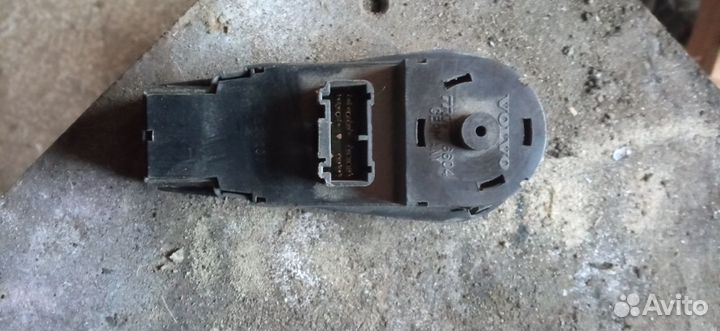 Выключатель свет, аварийная останока вольво