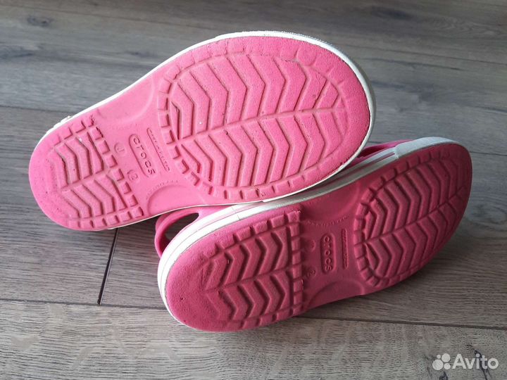 Сандали crocs j2