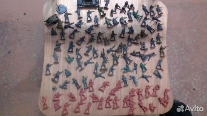 Солдатики.маленькие 1\72