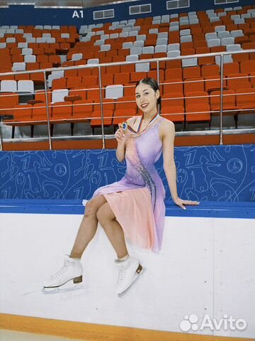 Тренер по фигурному катанию