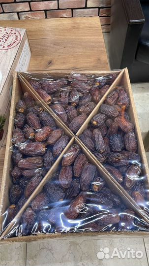 Финики разных сортов