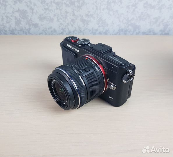 Фотоаппарат Olympus PEN lite E-PL6 14-42mmF3.5-5.6