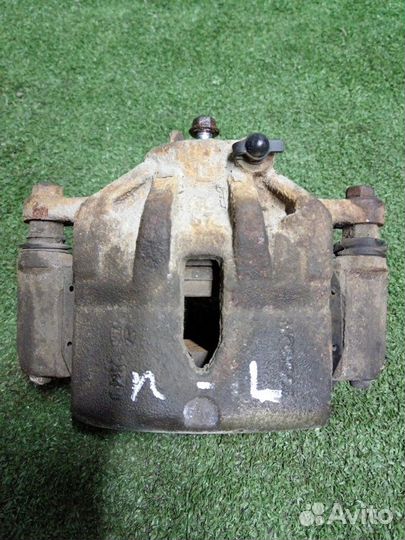 Суппорт тормозной передний левый Hyundai Creta GS