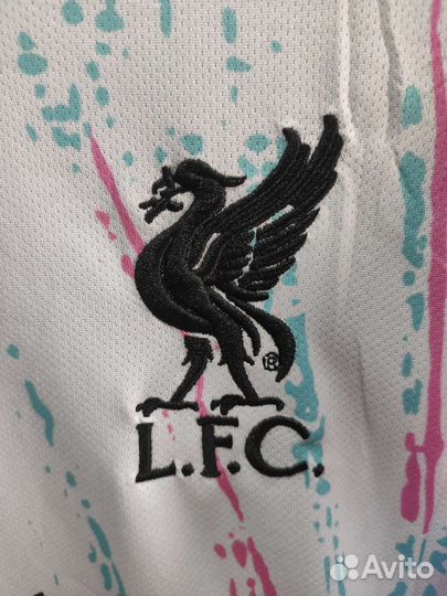 Футбольная форма Ливерпуль новая