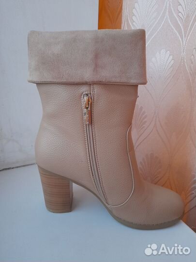 Сапоги женские новые